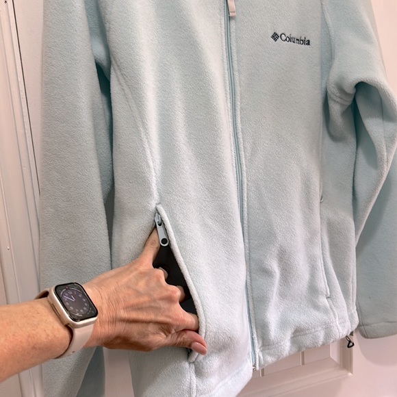 Columbia baby blue fleece long sleeve jacket/coat. Full front zip & cord cinch - Picture 6 of 16